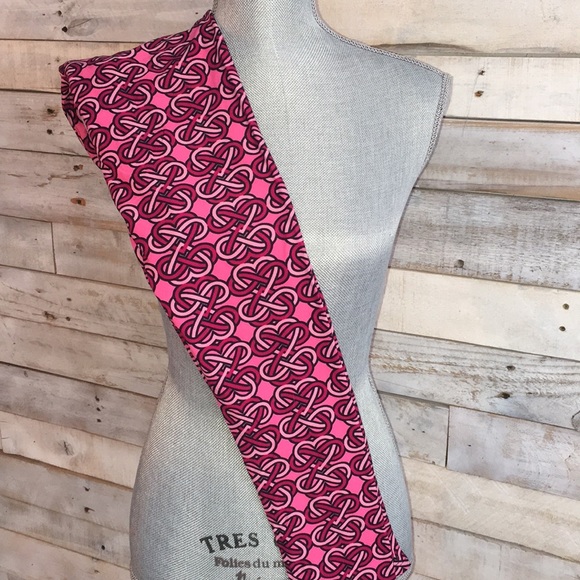 LuLaRoe Pants - NWT One Size Lularoe Valentine Leggings